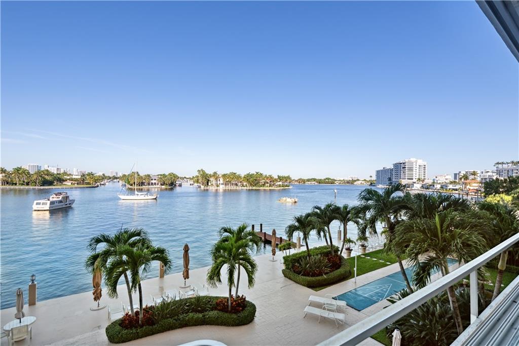 The Versailles - Residential