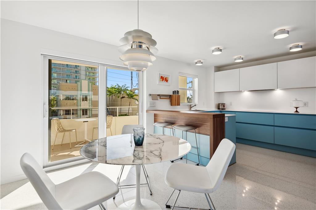 The Versailles - Residential