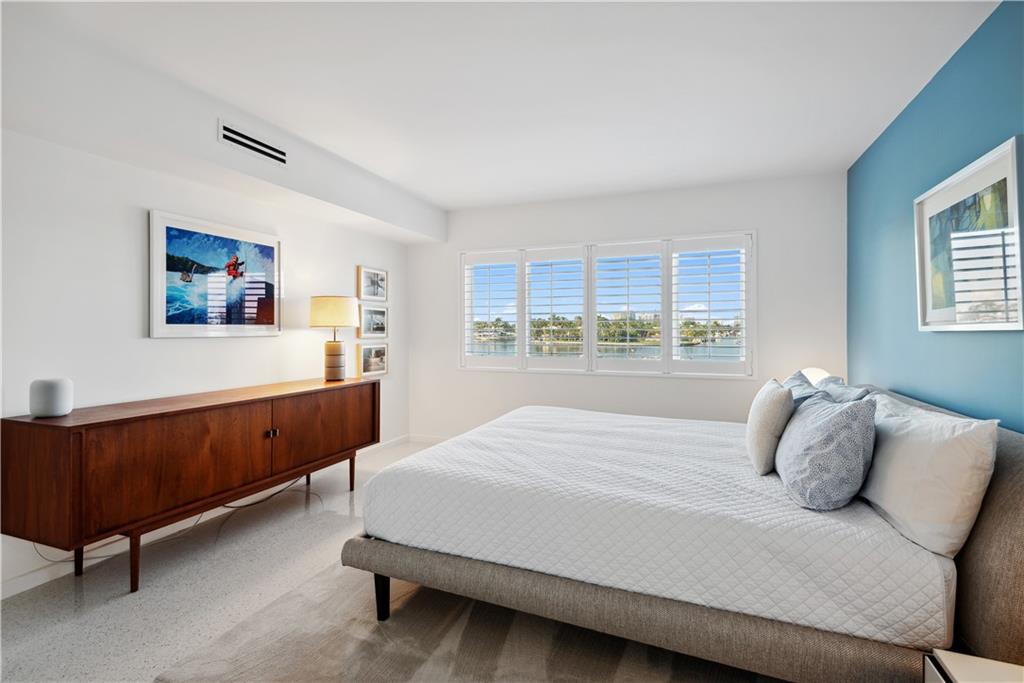 The Versailles - Residential