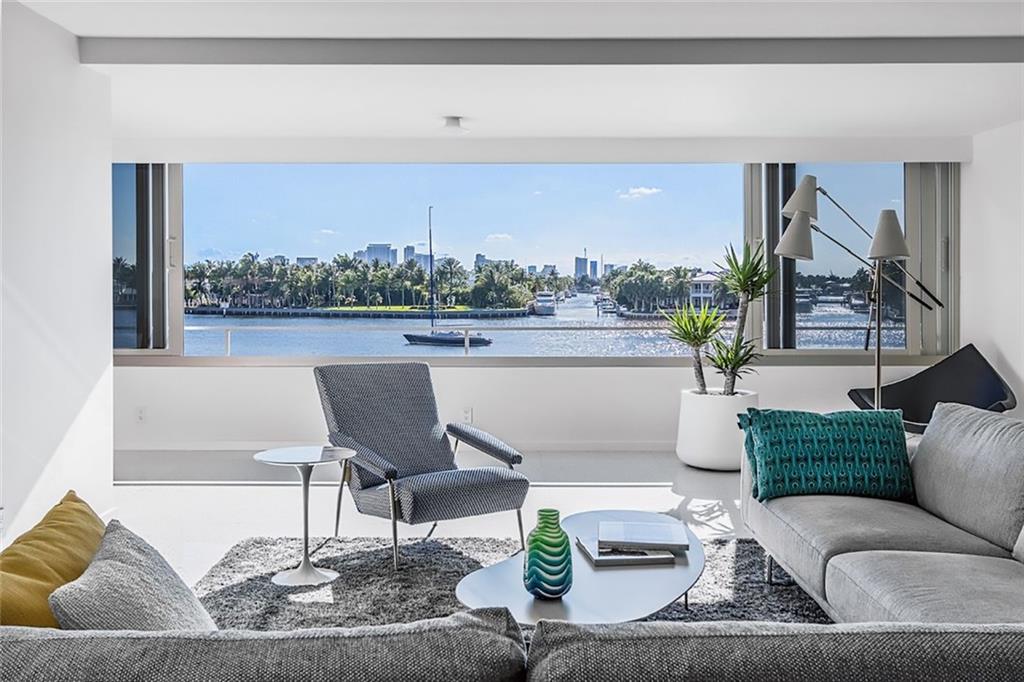 The Versailles - Residential