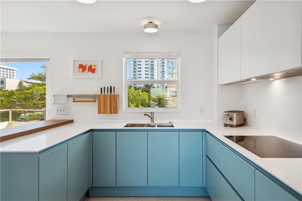 The Versailles - Residential