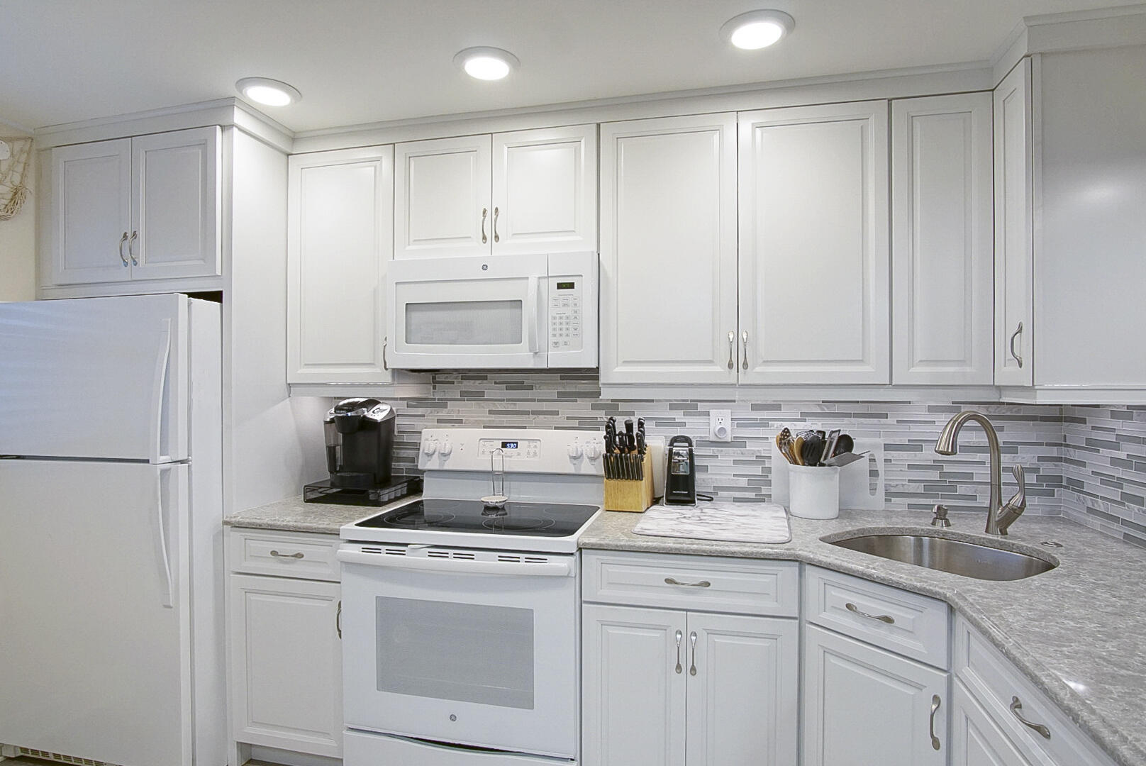 OCEANRISE CONDOMINIUM - Residential