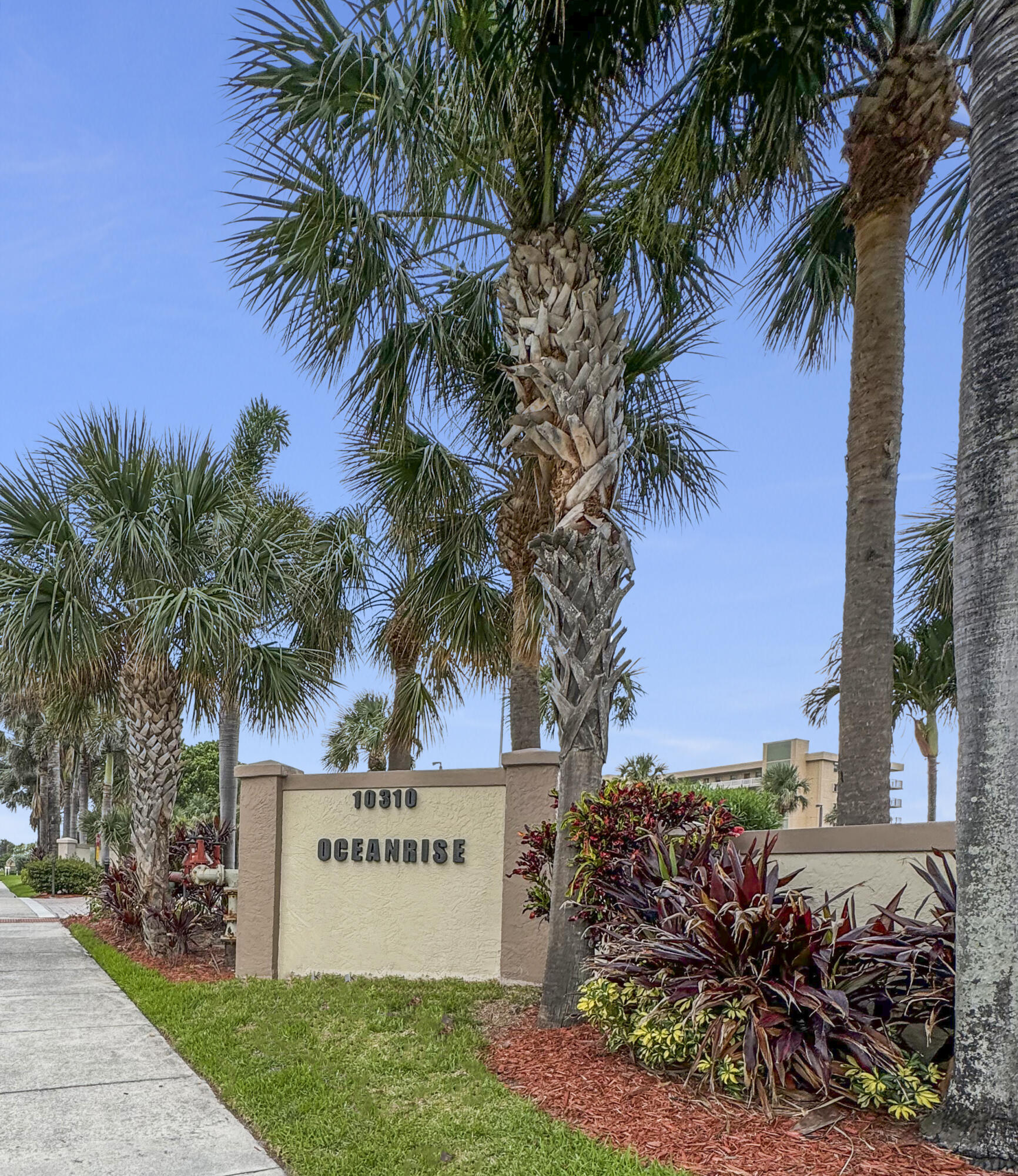 OCEANRISE CONDOMINIUM - Residential