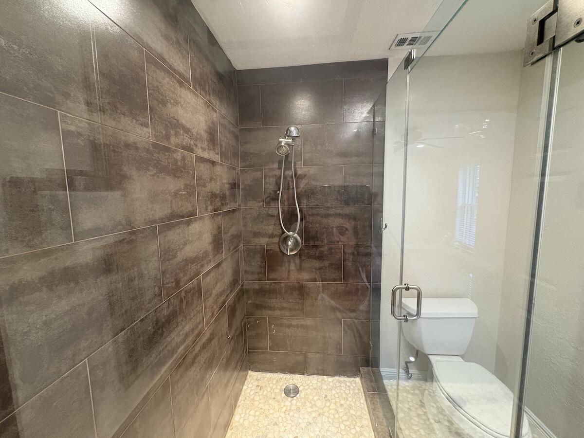 PINES OF DELRAY NORTH CONDO - Residential Lease