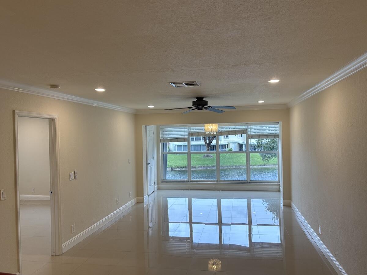 PINES OF DELRAY NORTH CONDO - Residential Lease