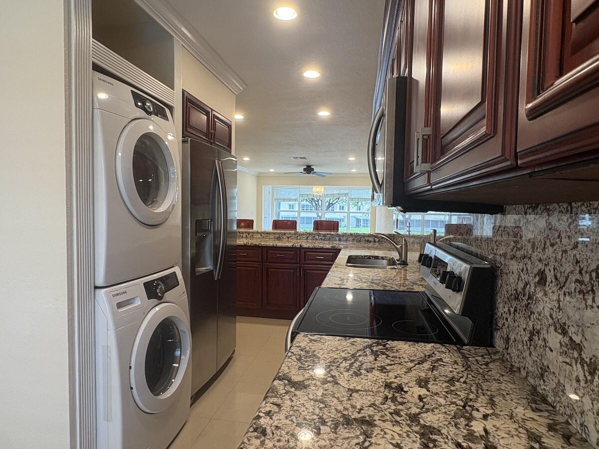 PINES OF DELRAY NORTH CONDO - Residential Lease
