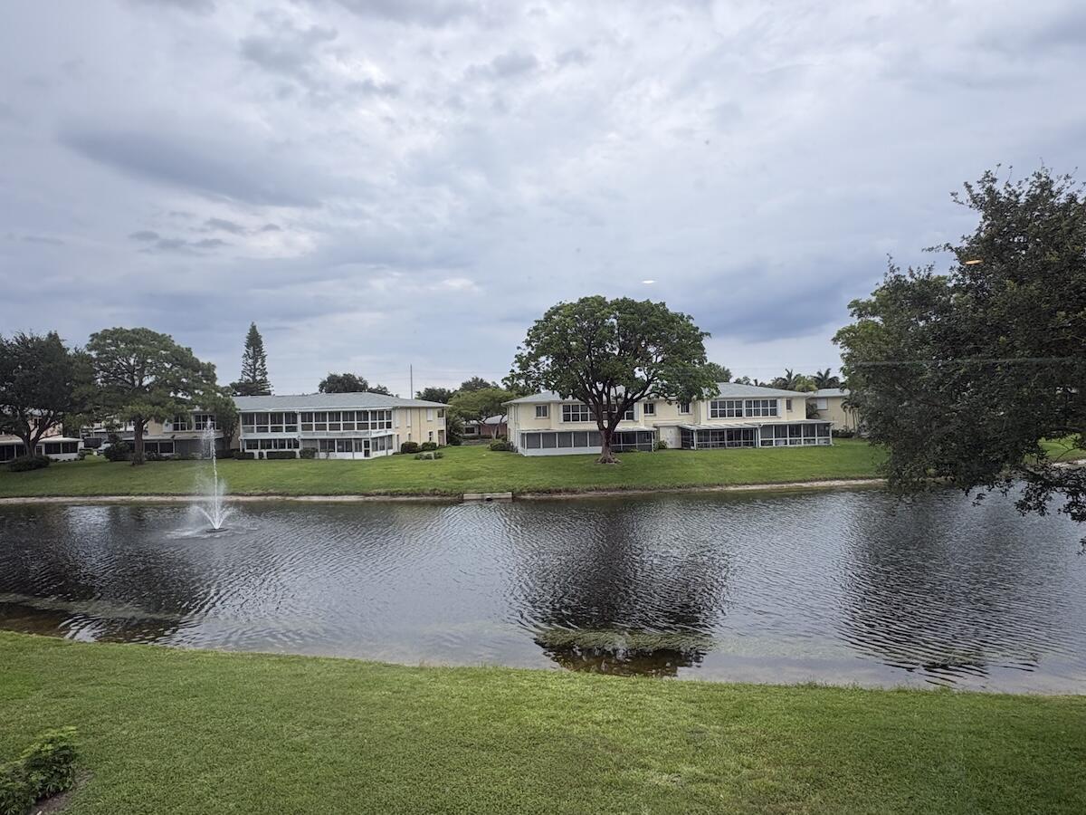 PINES OF DELRAY NORTH CONDO - Residential Lease