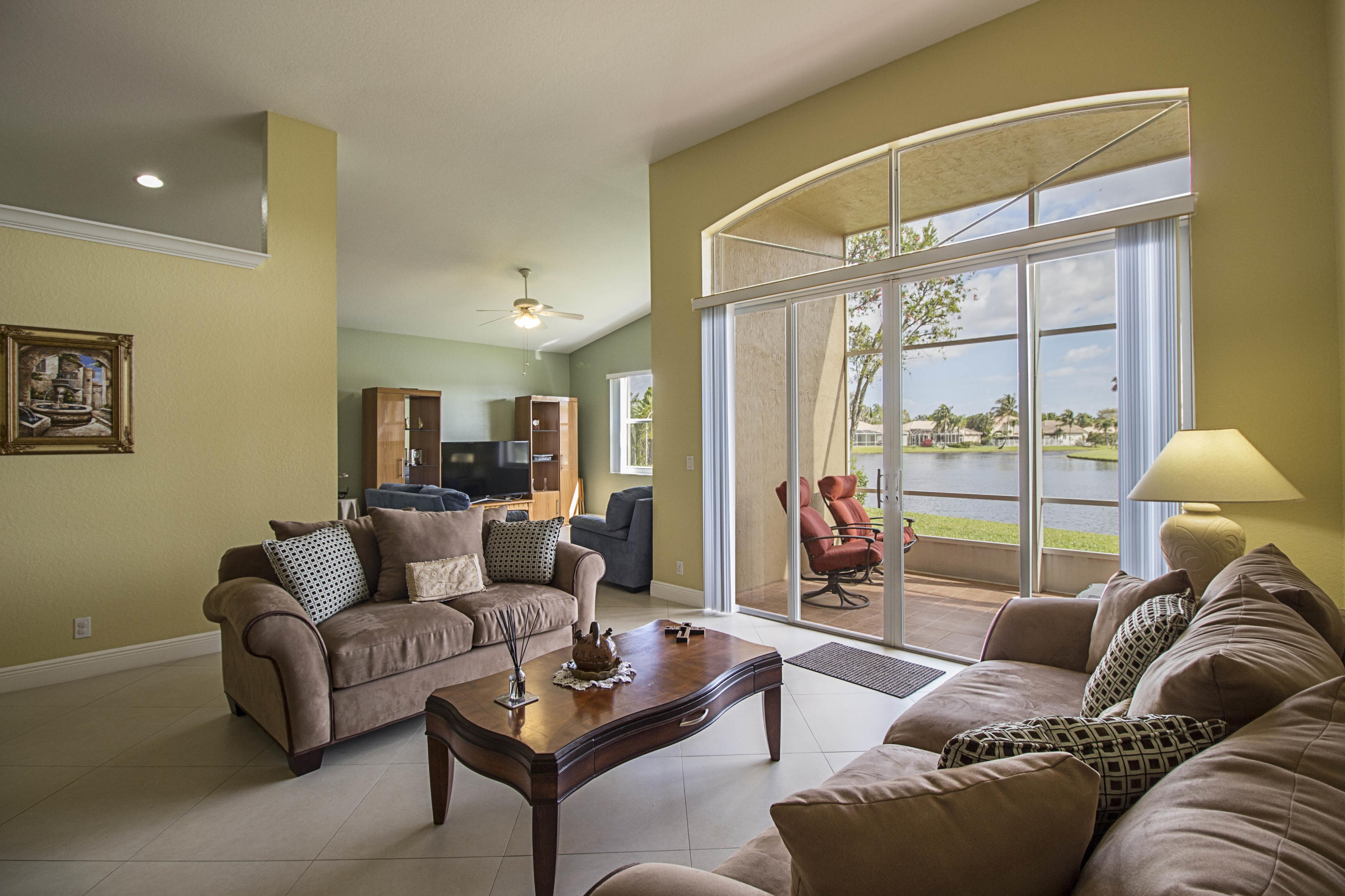 REGENCY LAKE AT COCONUT CREEK - Residential