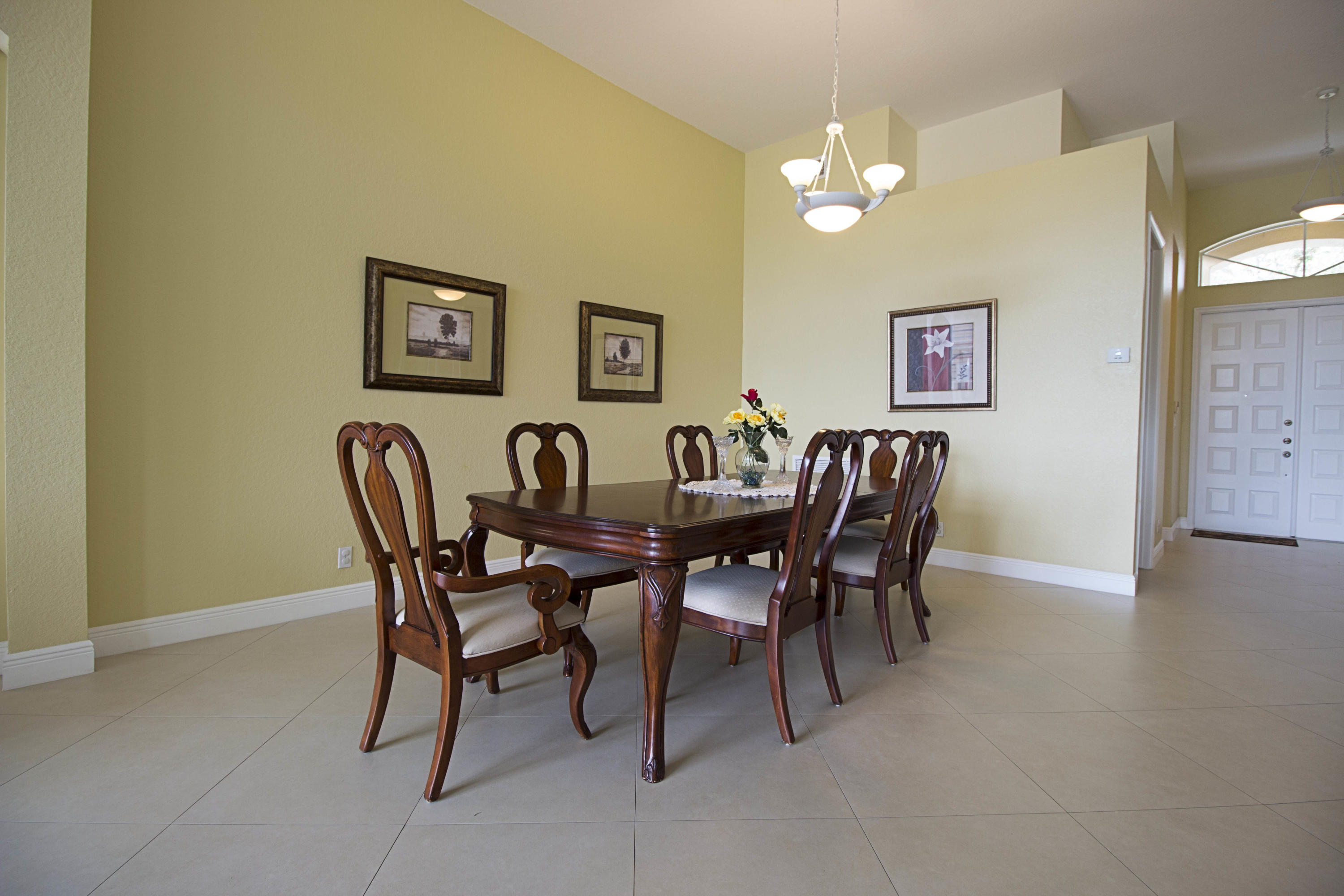 REGENCY LAKE AT COCONUT CREEK - Residential