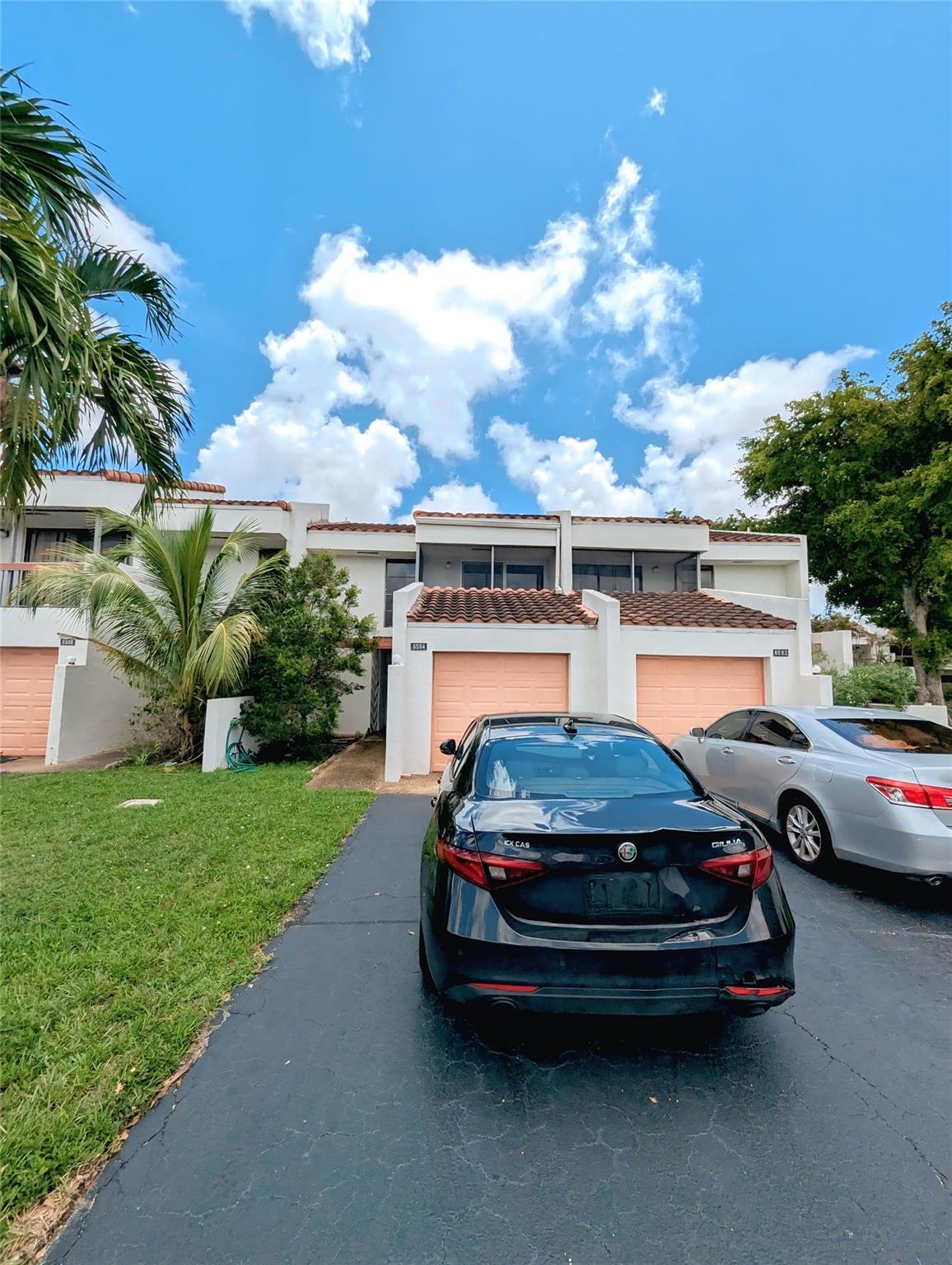 6594 Racquet Club Dr 98