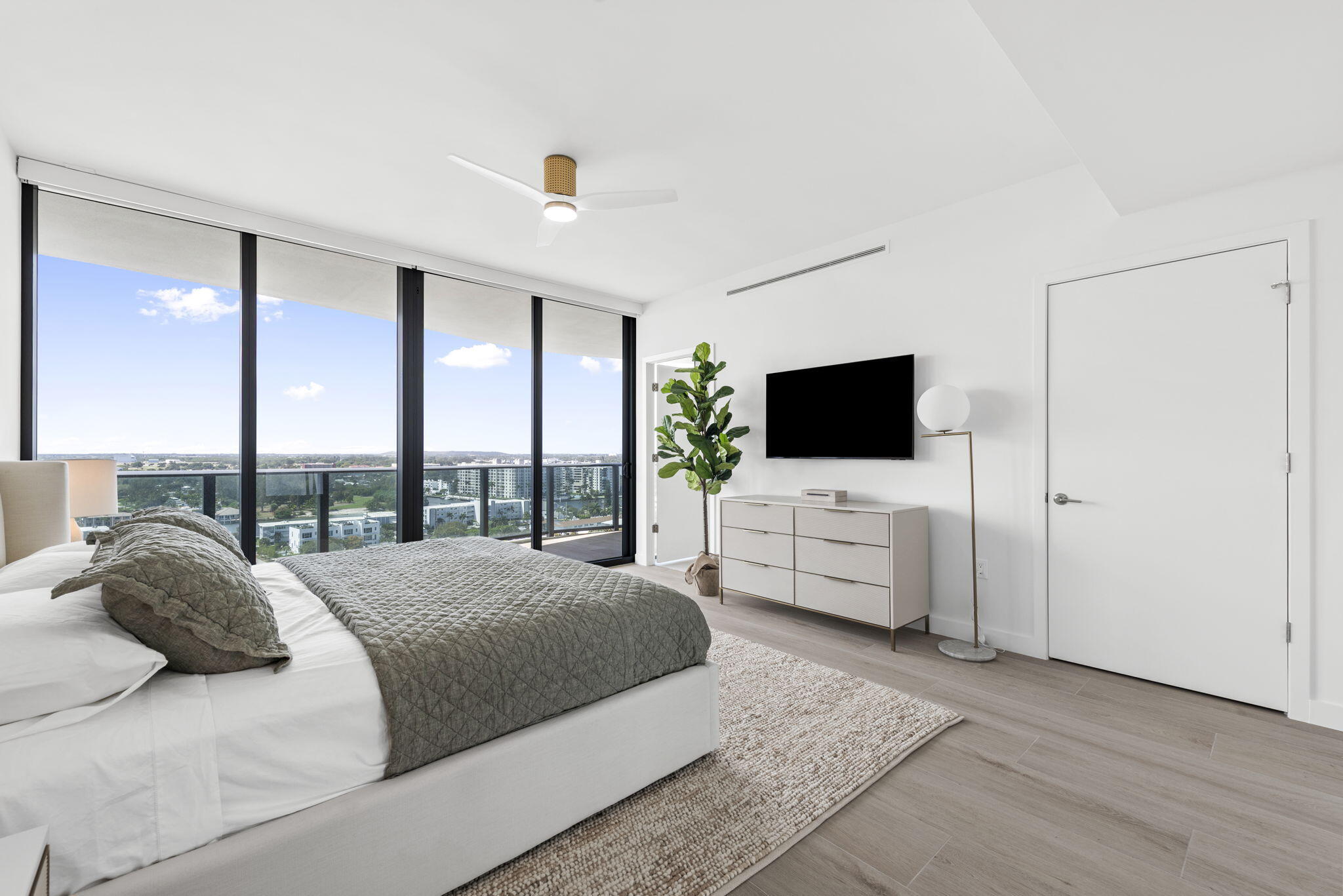 Casamar Condominium - Residential