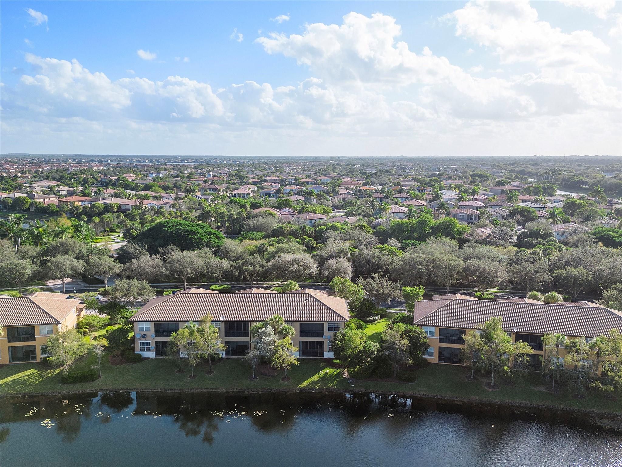 Cypress Pointe Heron Bay - Residential