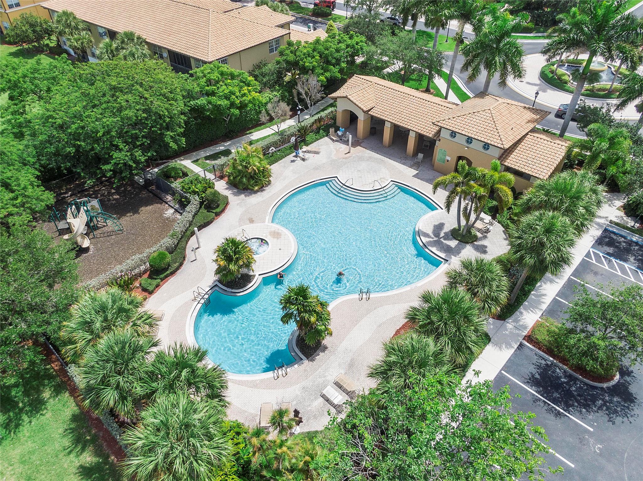 Cypress Pointe Heron Bay - Residential