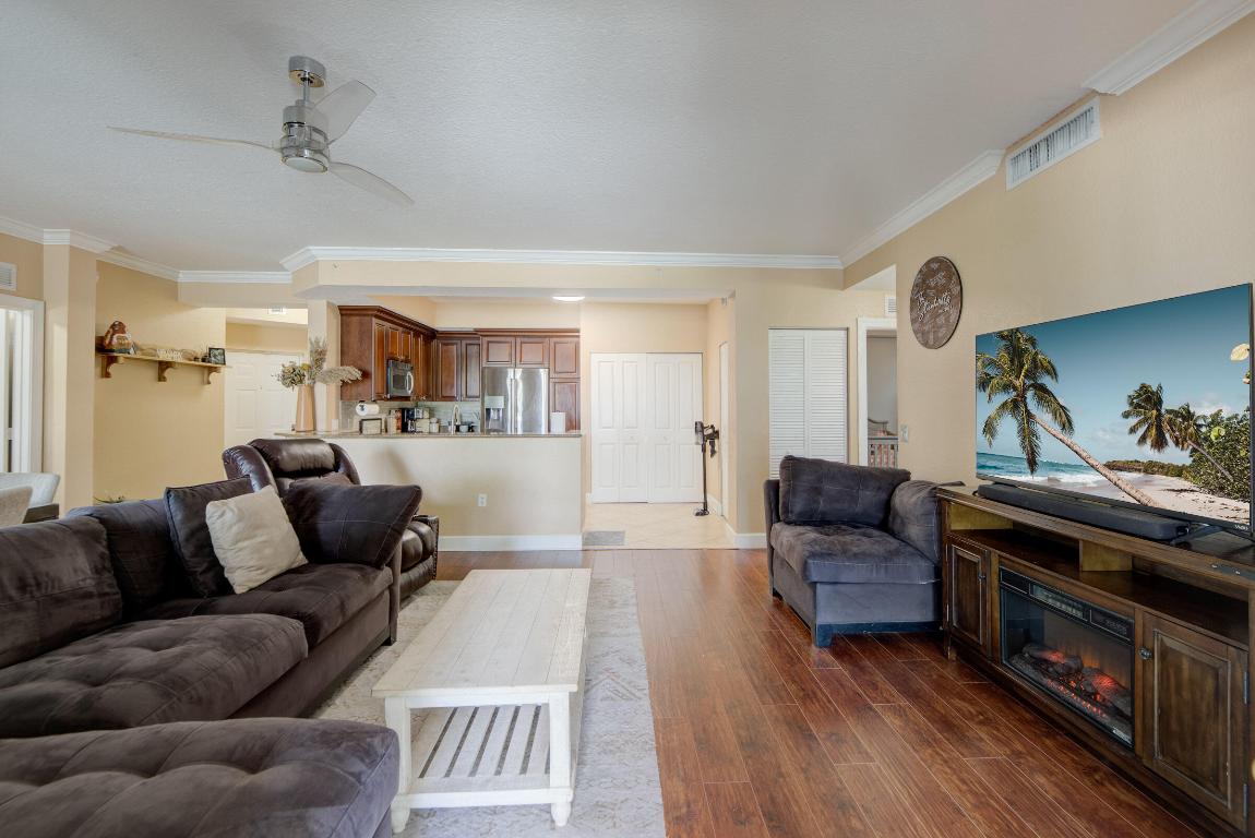 SAN RAPHAEL CONDO - Residential Lease