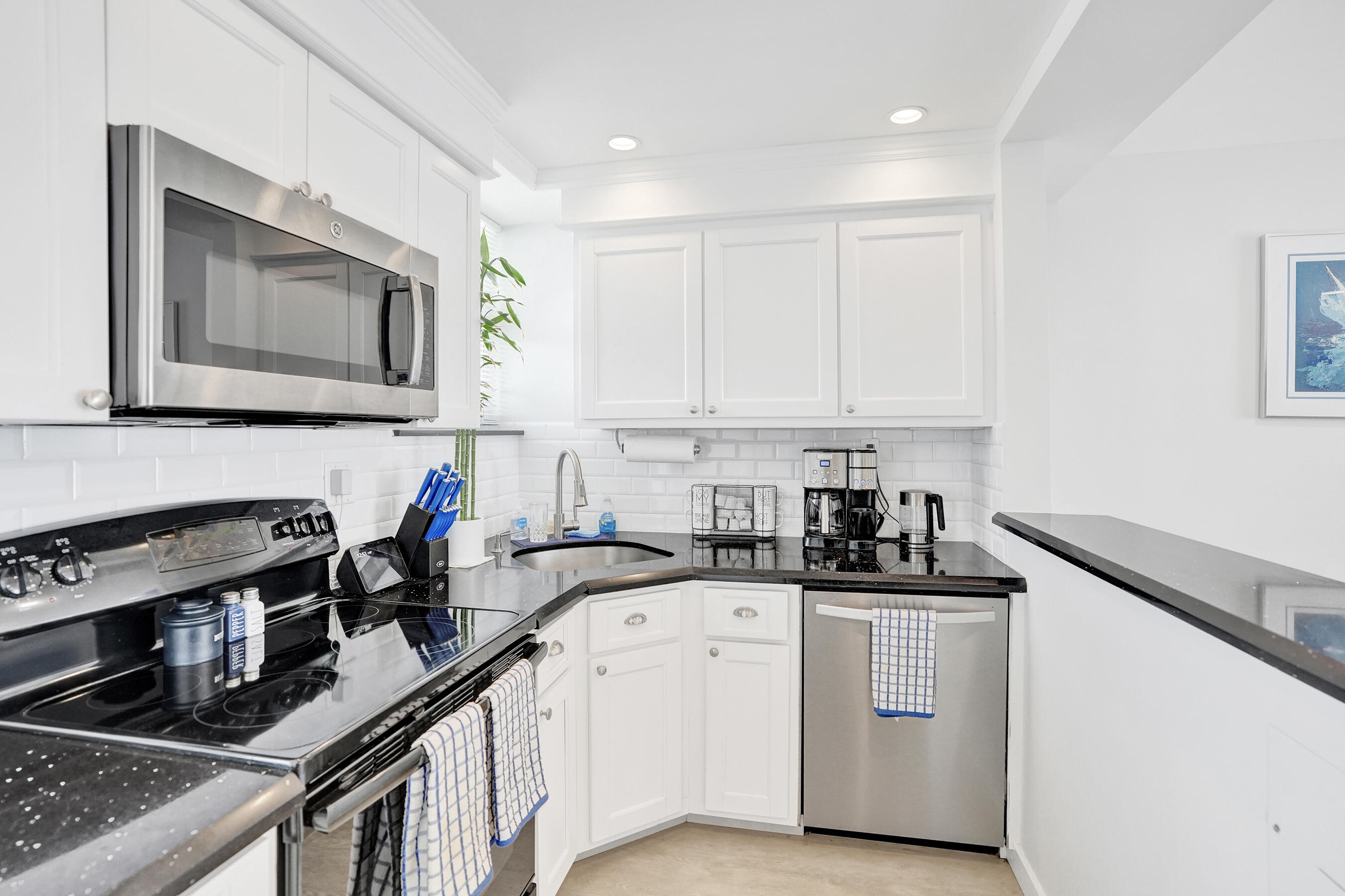 ATLANTIC TOWERS CO-OP - Residential