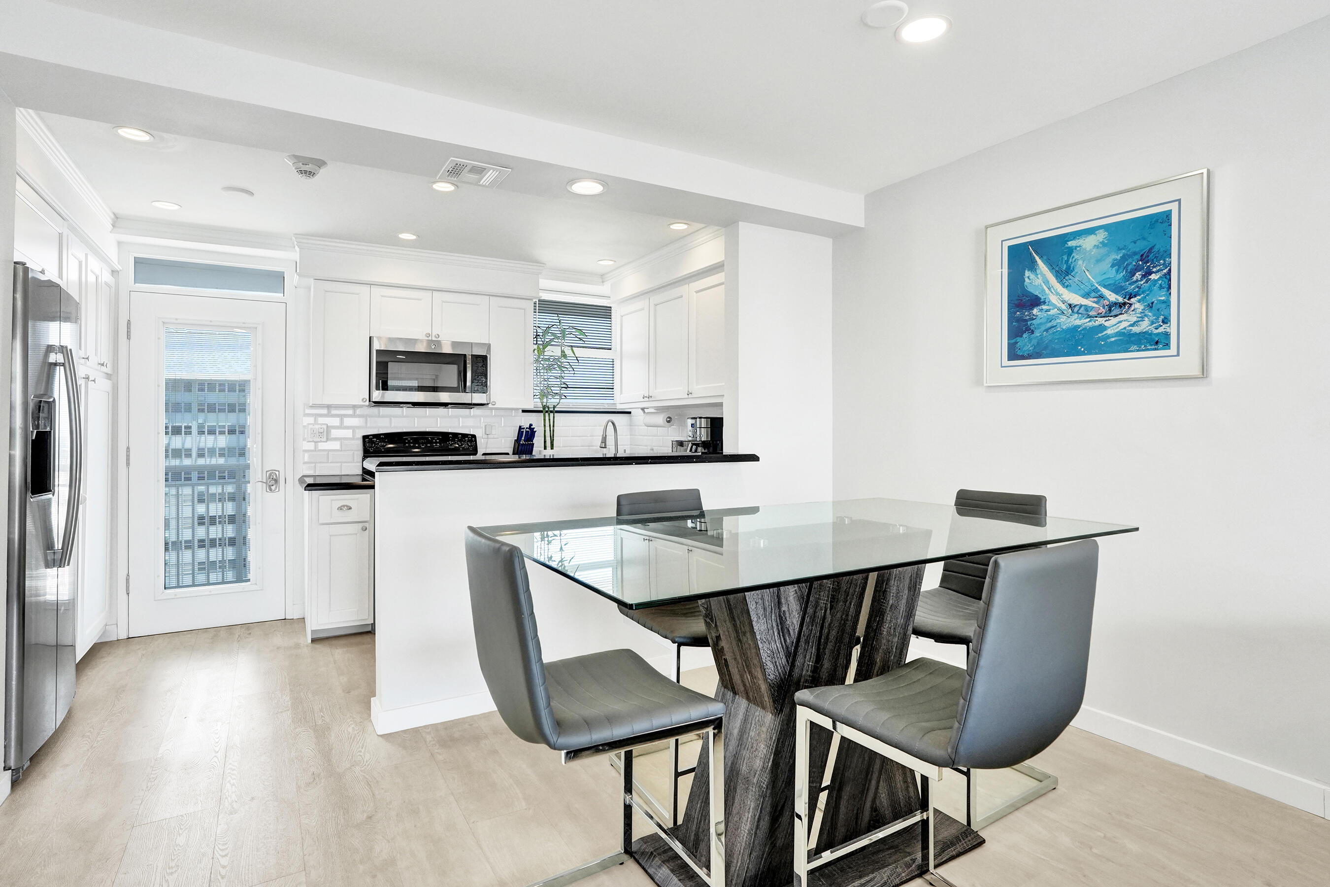 ATLANTIC TOWERS CO-OP - Residential