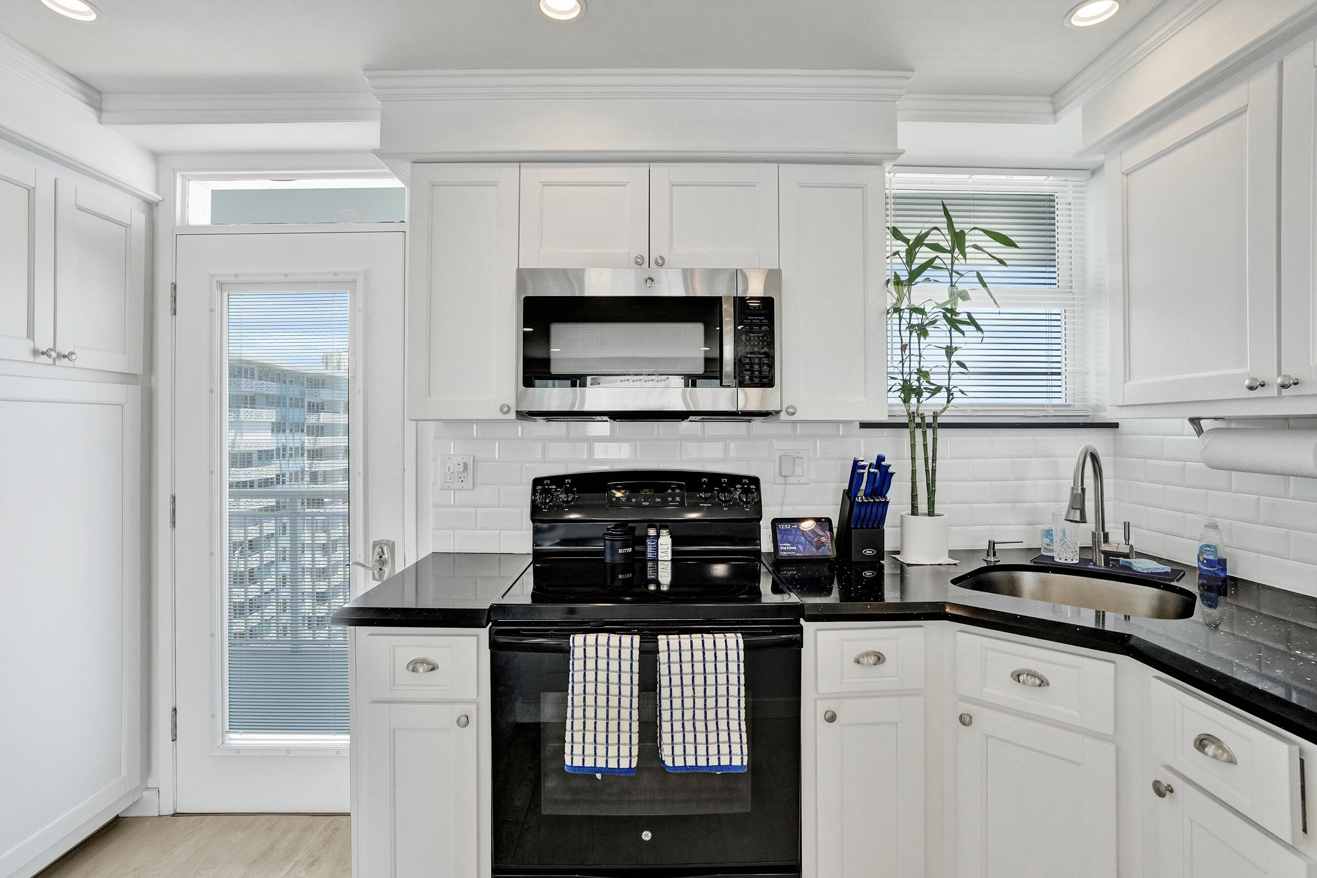 ATLANTIC TOWERS CO-OP - Residential