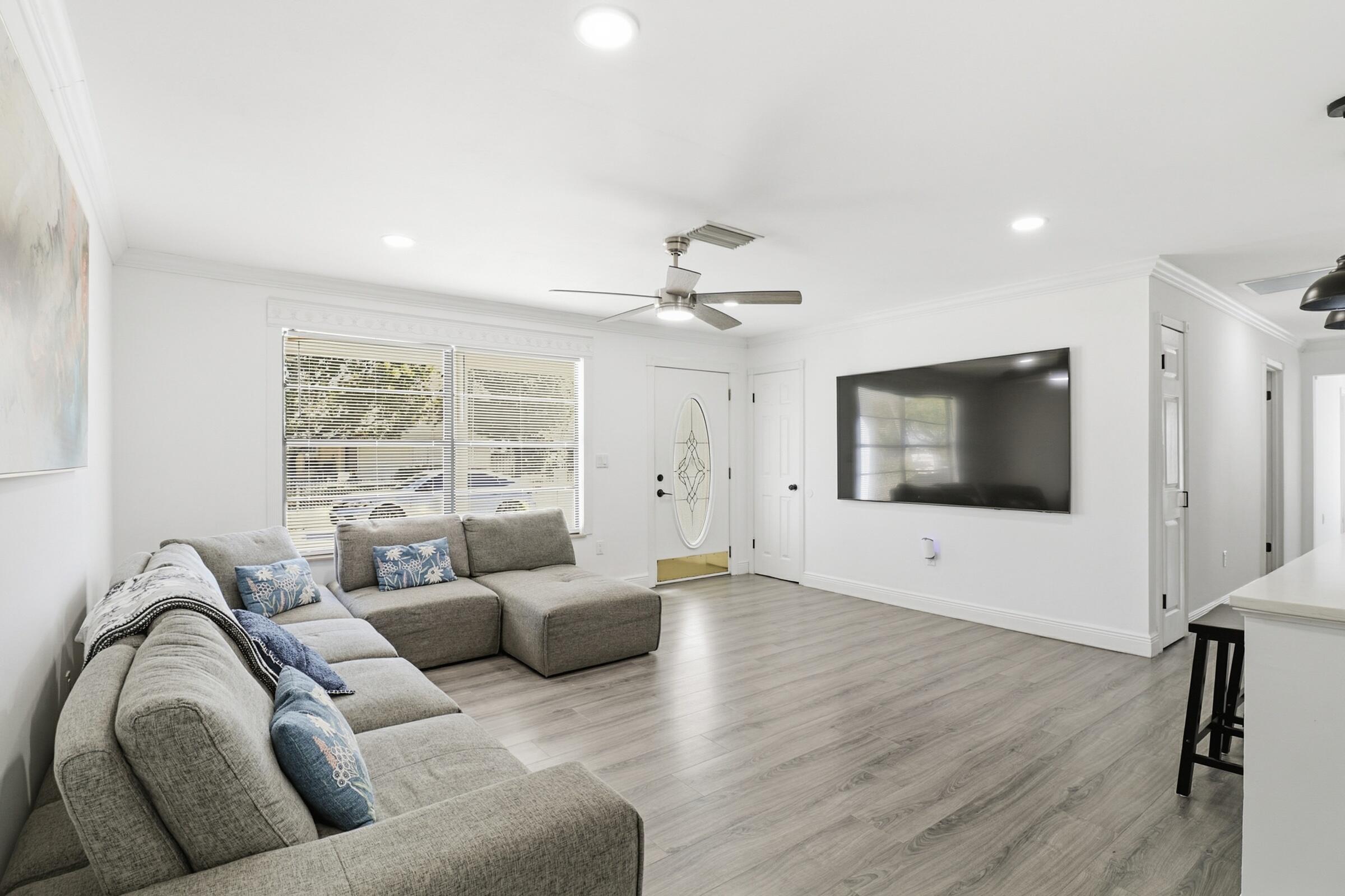 MODEL LAND CO - Residential