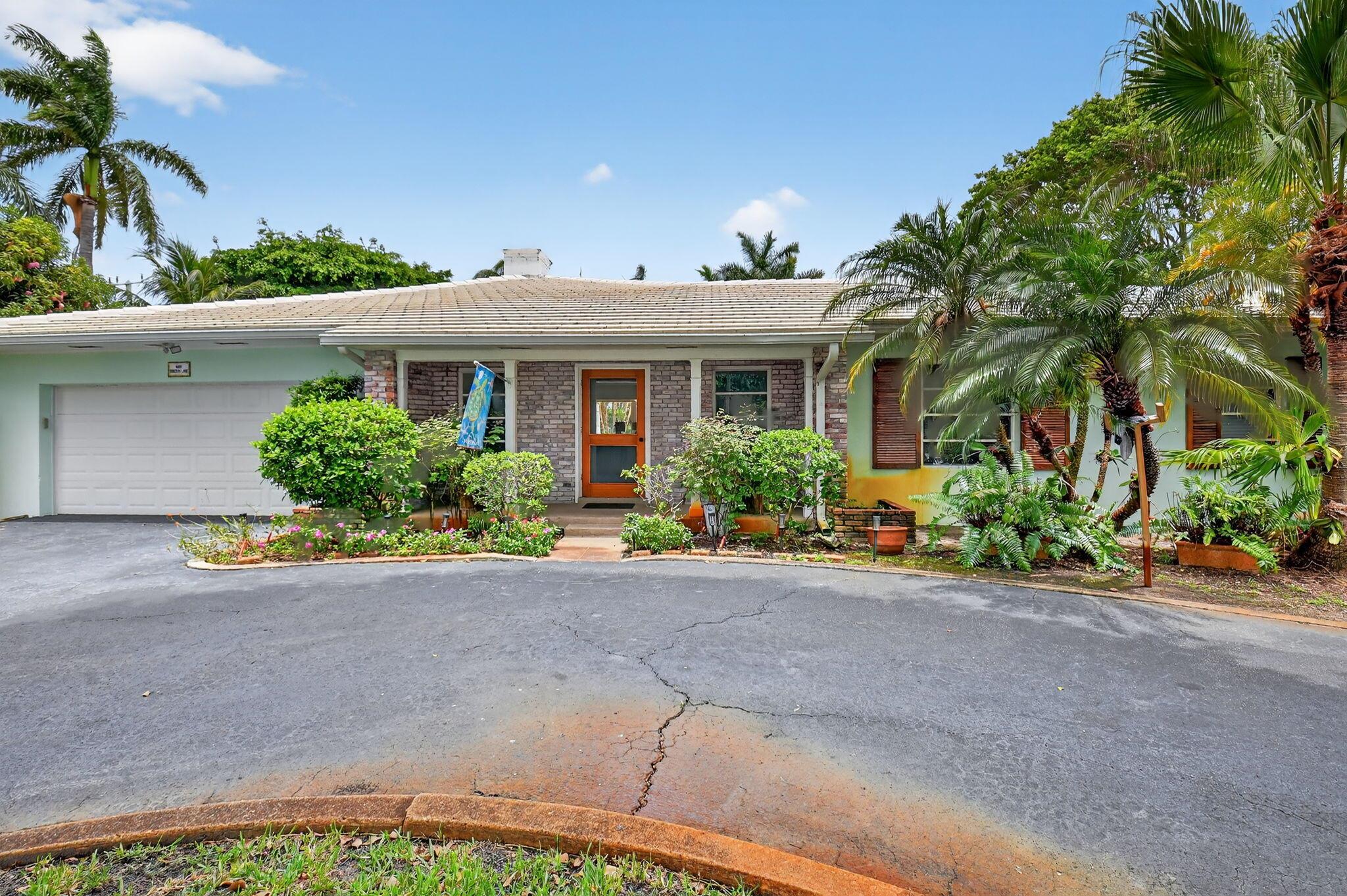 1095 Hibiscus Lane