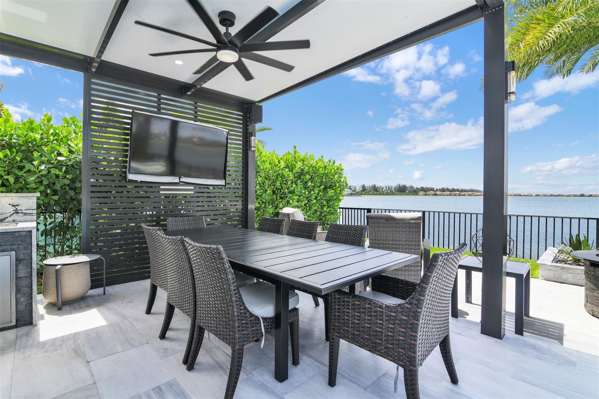 Parkland Bay 183-49 B - Residential