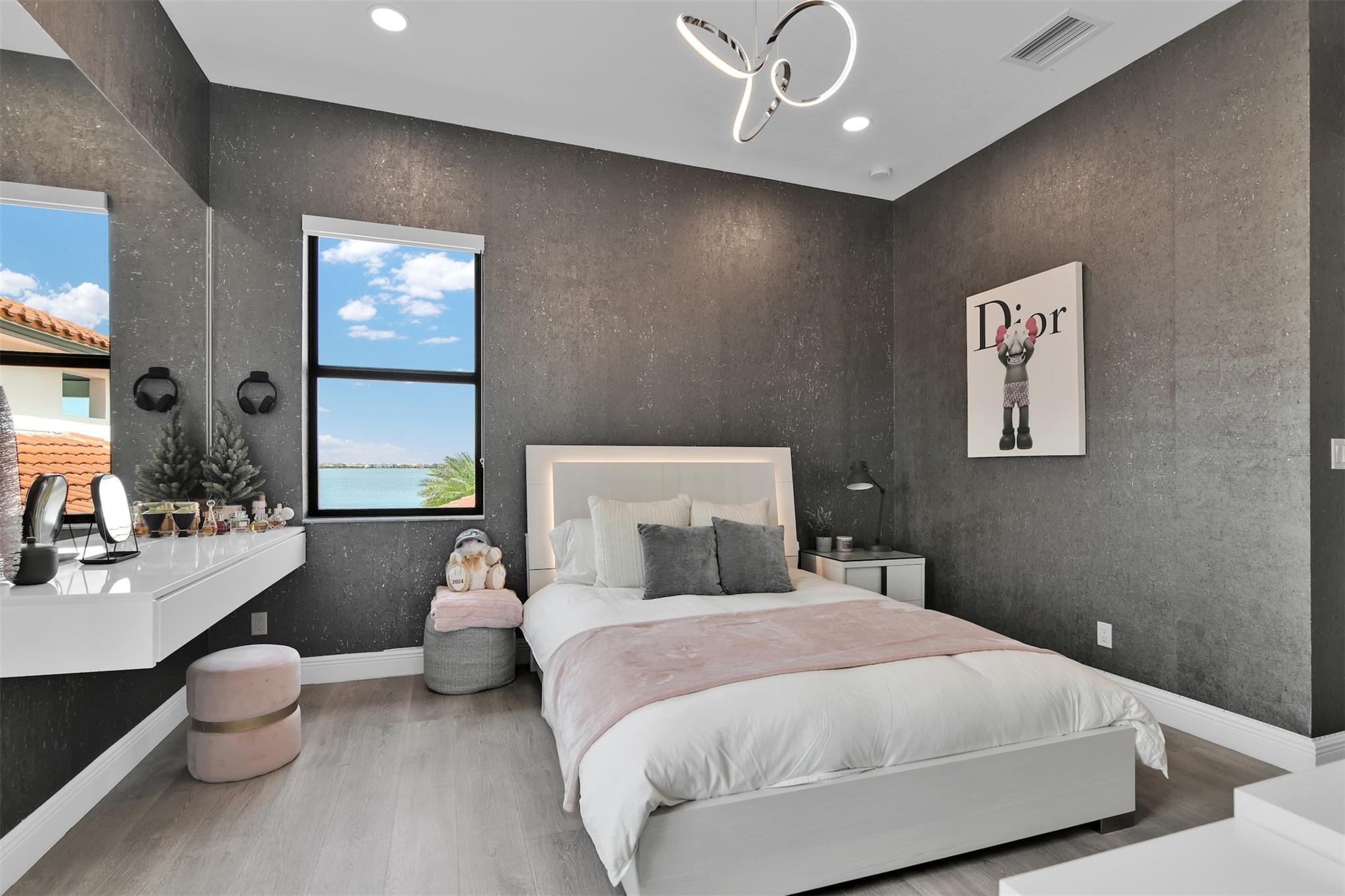 Parkland Bay 183-49 B - Residential