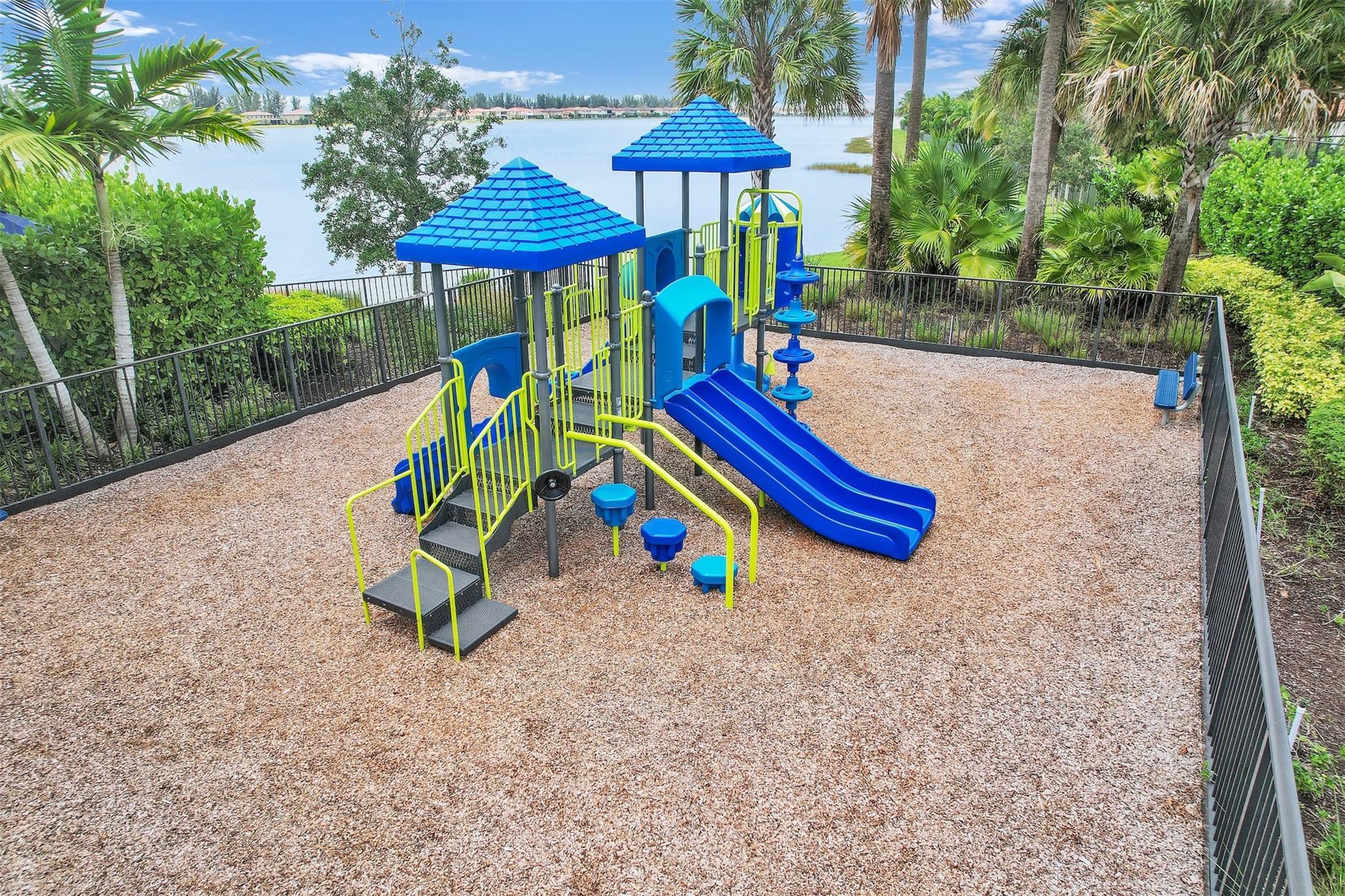 Parkland Bay 183-49 B - Residential