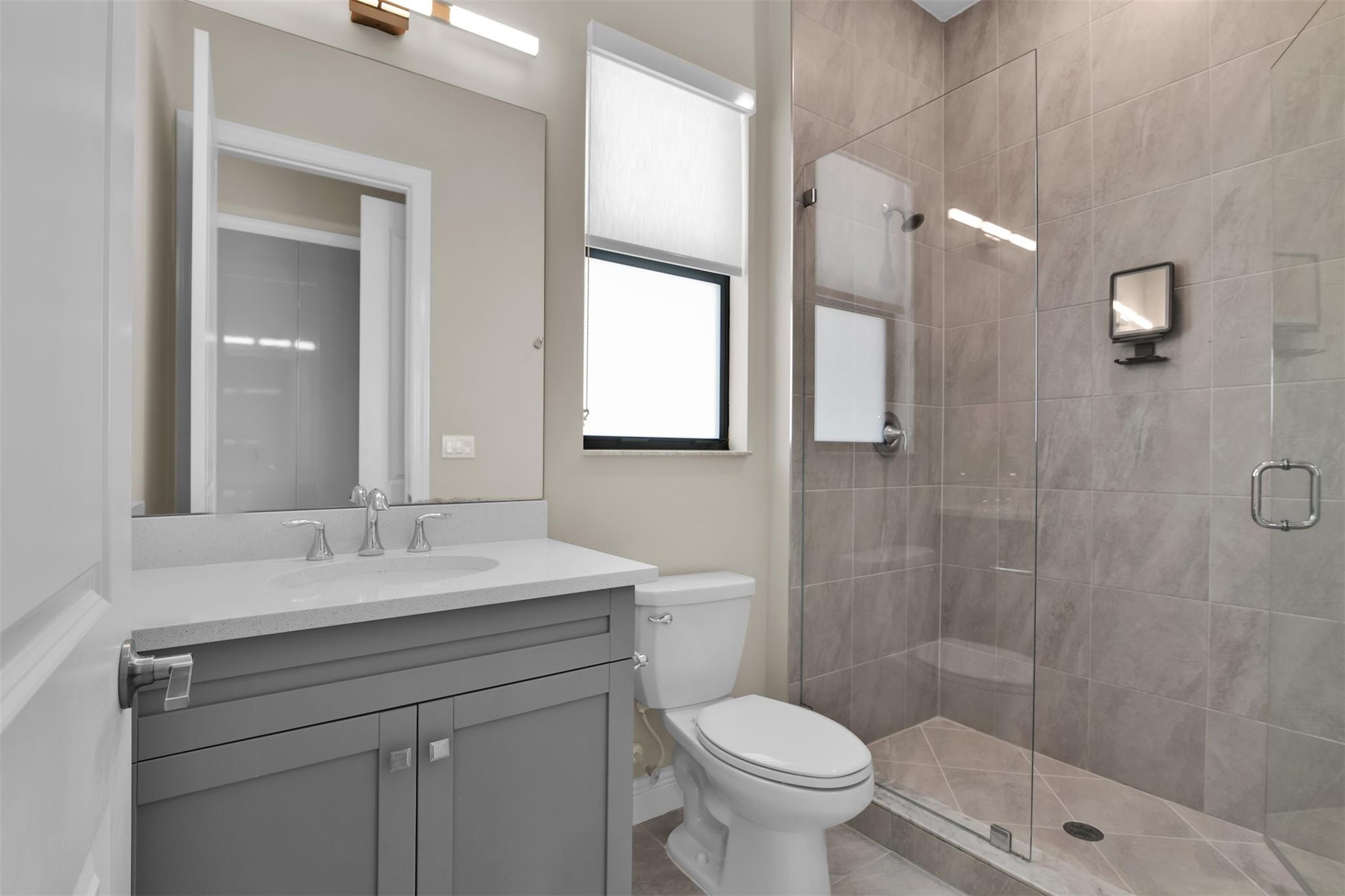 Parkland Bay 183-49 B - Residential