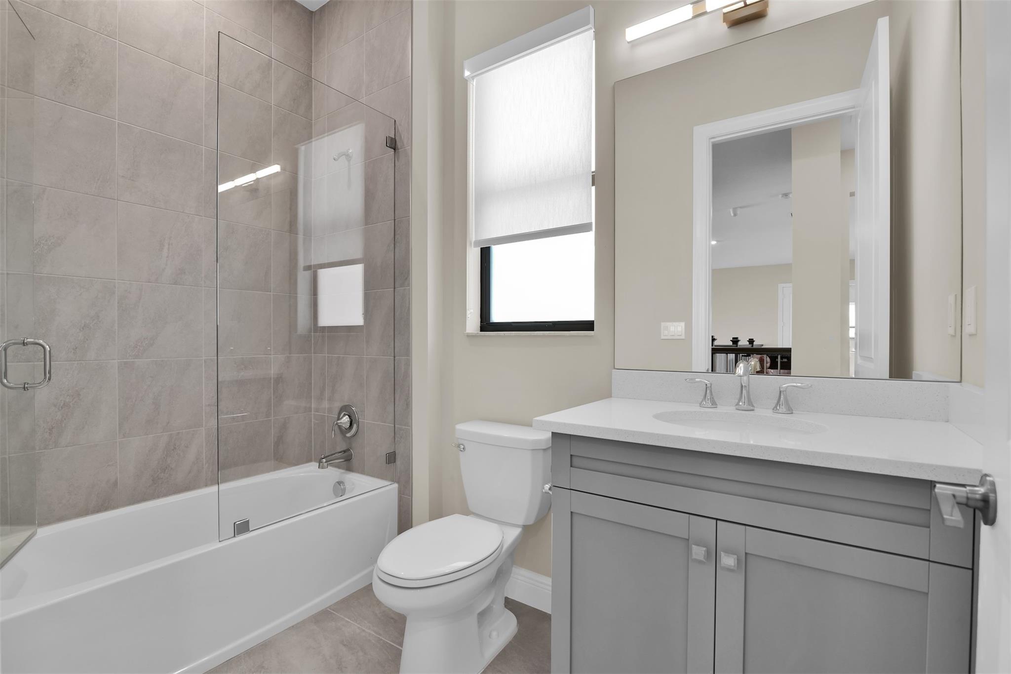 Parkland Bay 183-49 B - Residential