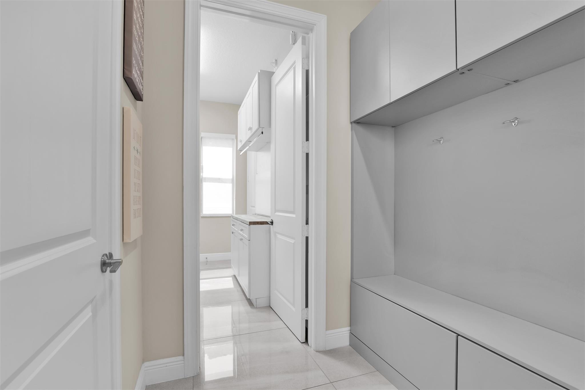 Parkland Bay 183-49 B - Residential