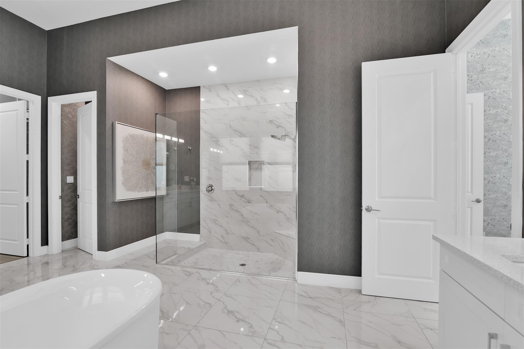 Parkland Bay 183-49 B - Residential