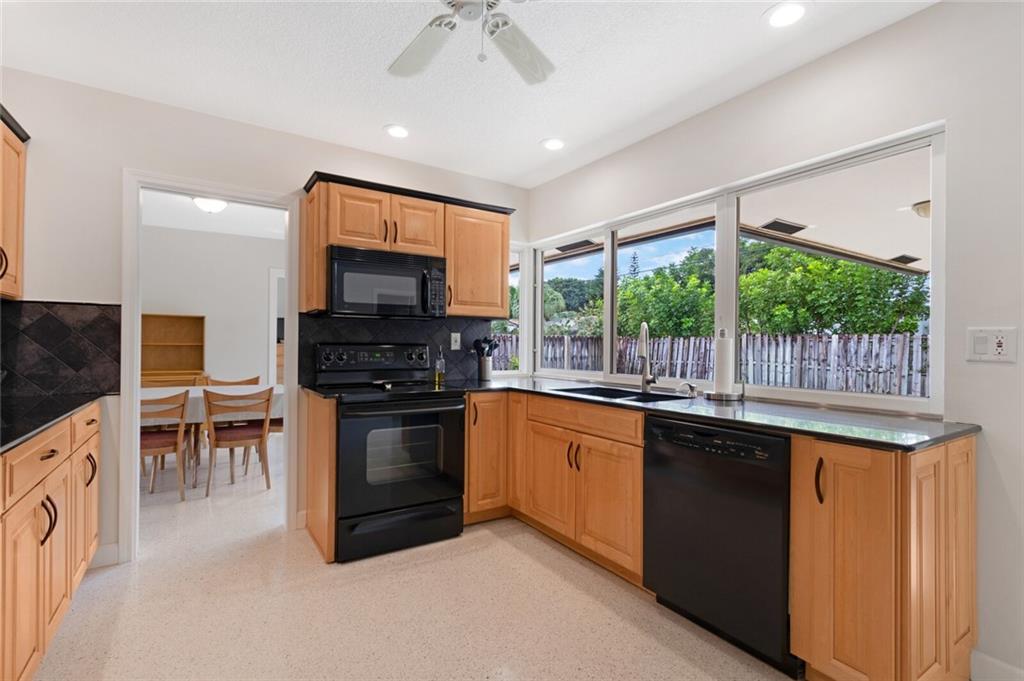 Knoll Ridge - Residential