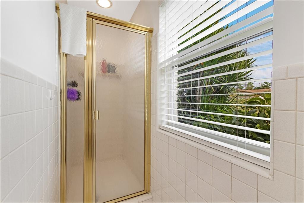 Knoll Ridge - Residential