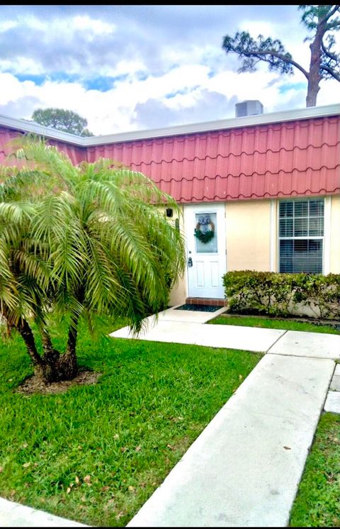 A home in Lake Worth