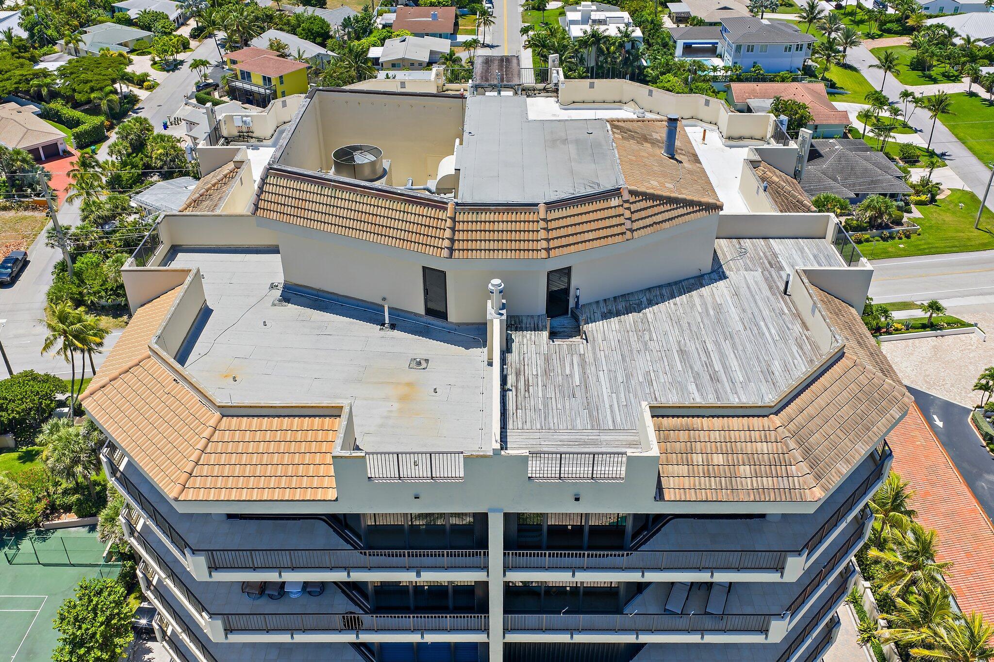 OCEANFRONT AT JUNO BEACH - Residential