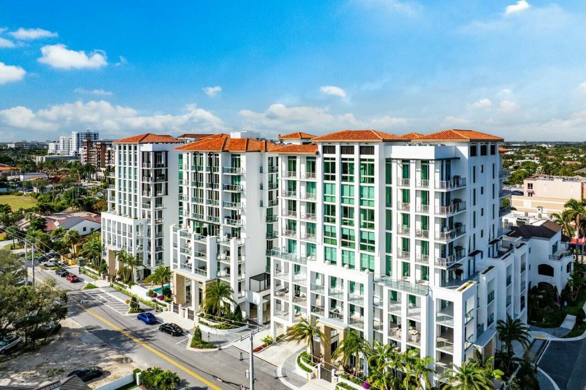 ROYAL PALM RESIDENCES CONDO - Residential