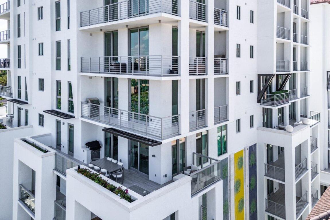 ROYAL PALM RESIDENCES CONDO - Residential