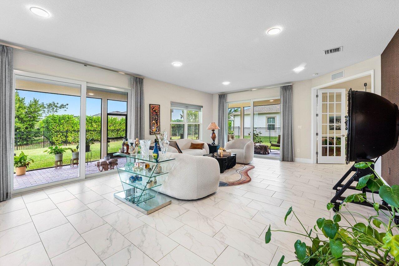 ARDEN PUD POD F EAST - Residential