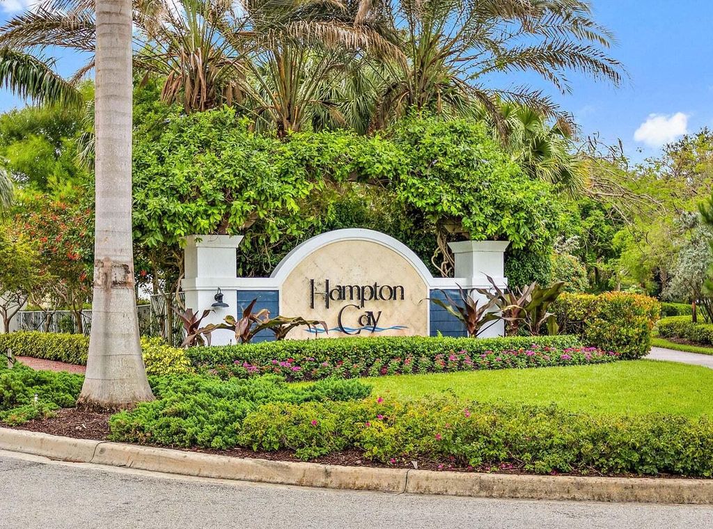 Photo of 5150 Hamilton Court, Palm Beach Gardens, FL 33418 (MLS # R11030313)