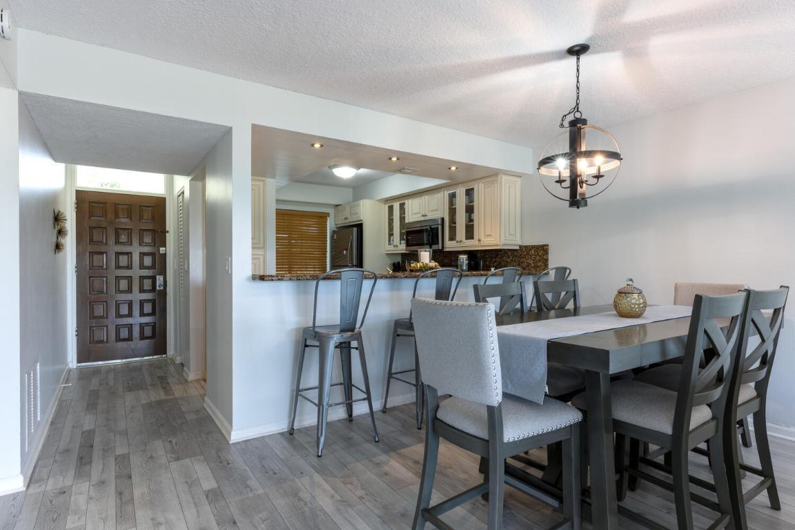 LANDS OF THE PRESIDENT CONDO 8 - Residential