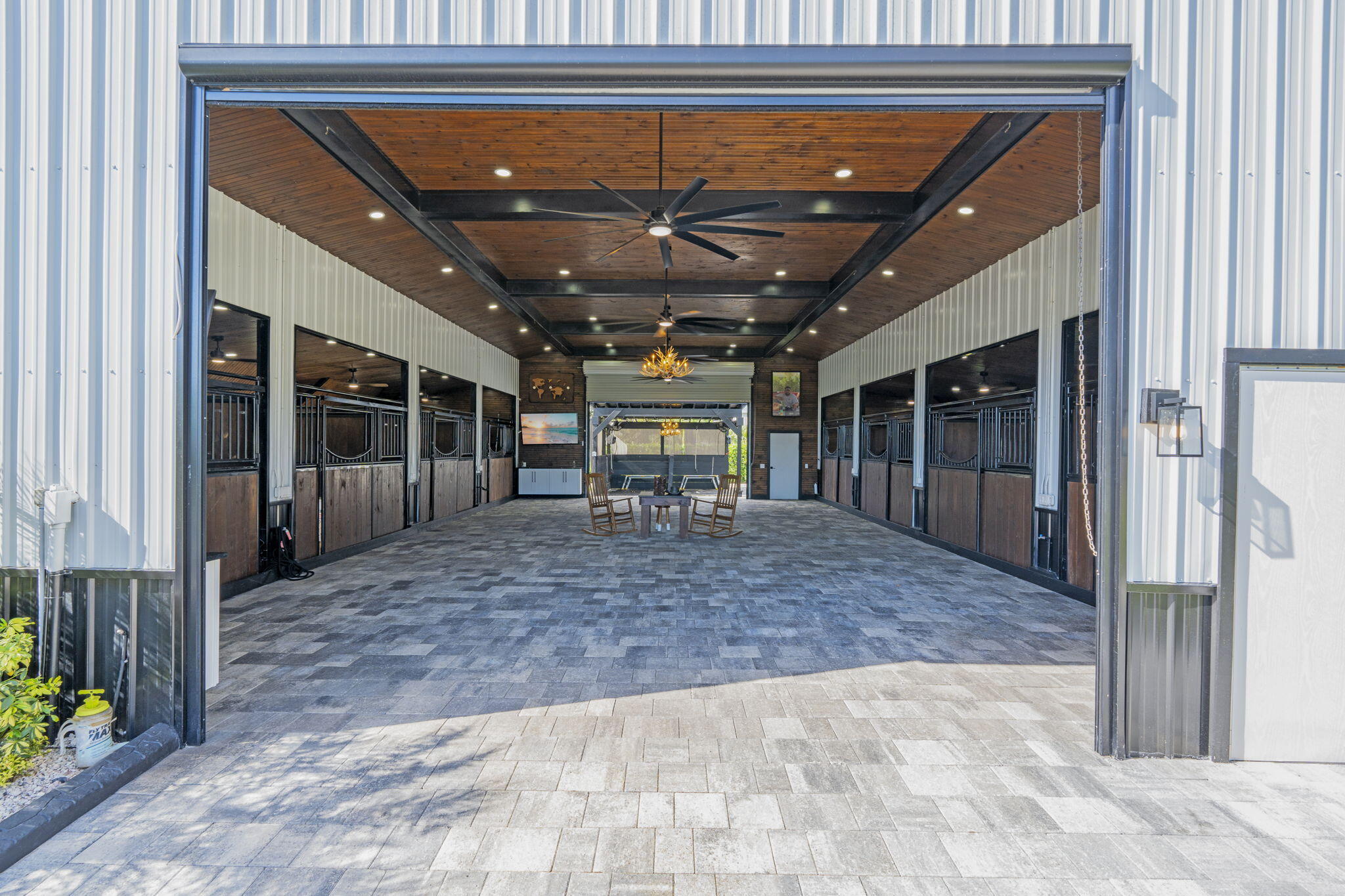 METES AND BOUNDS - Residential