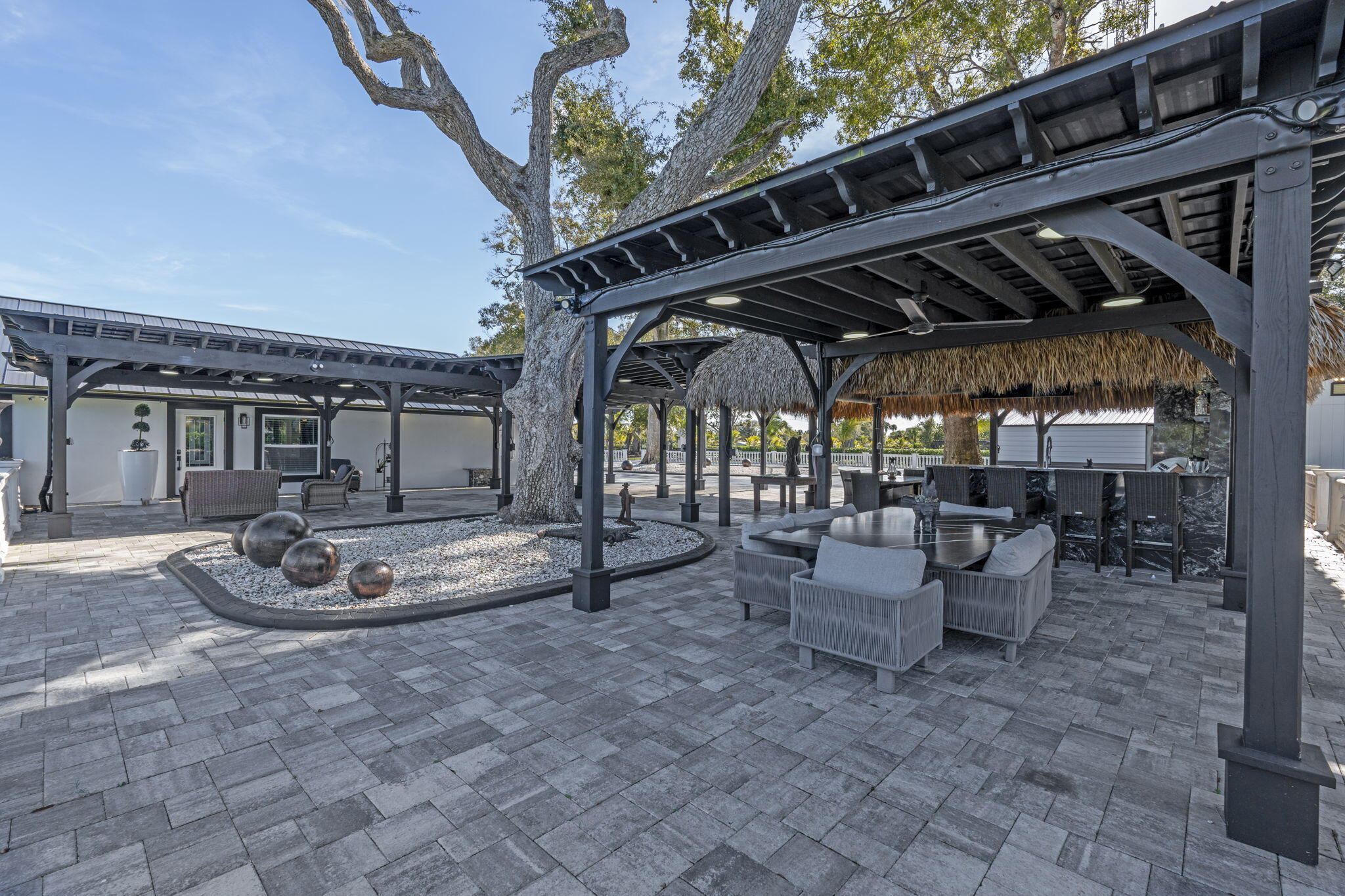 METES AND BOUNDS - Residential