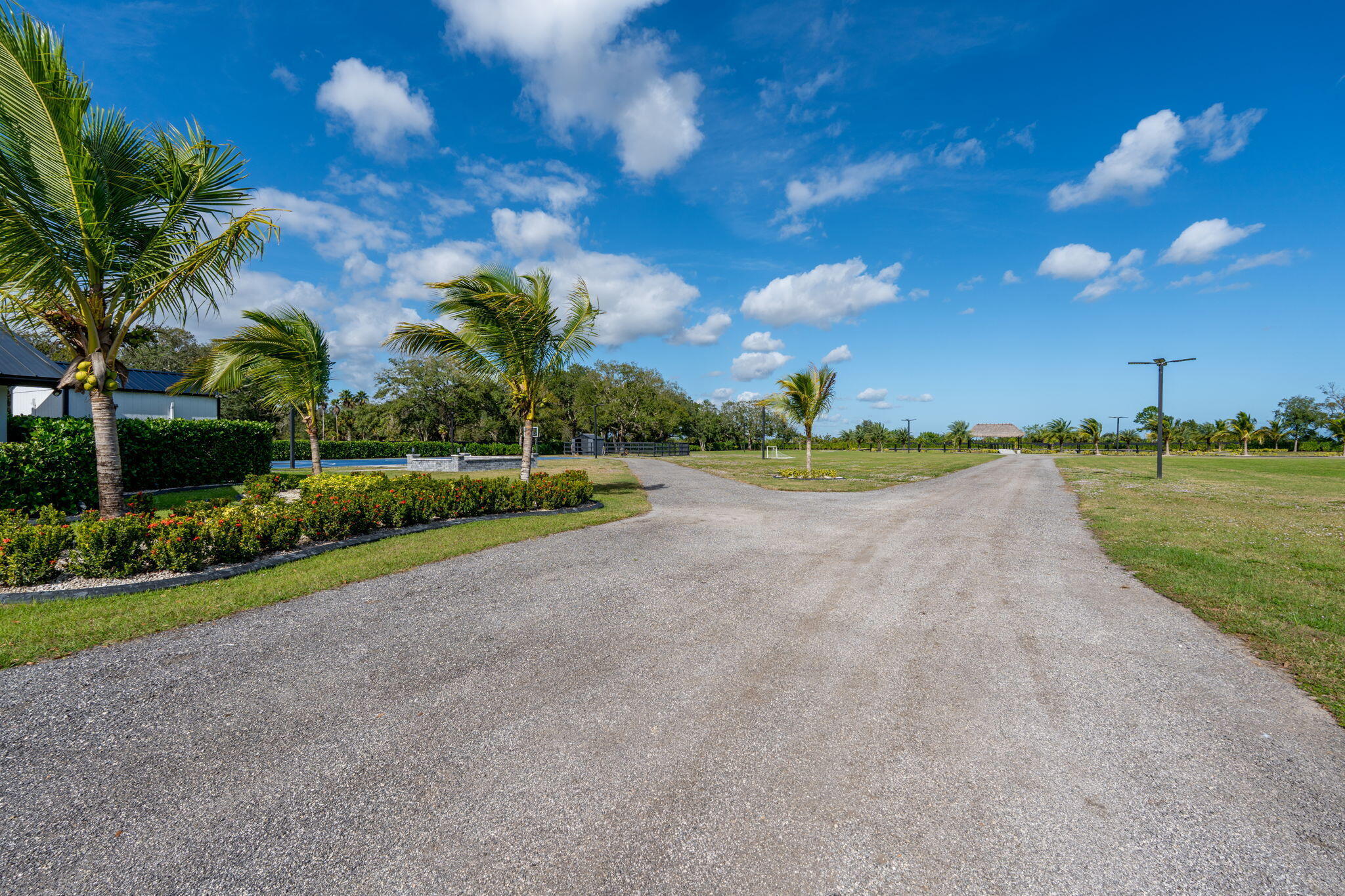 METES AND BOUNDS - Residential