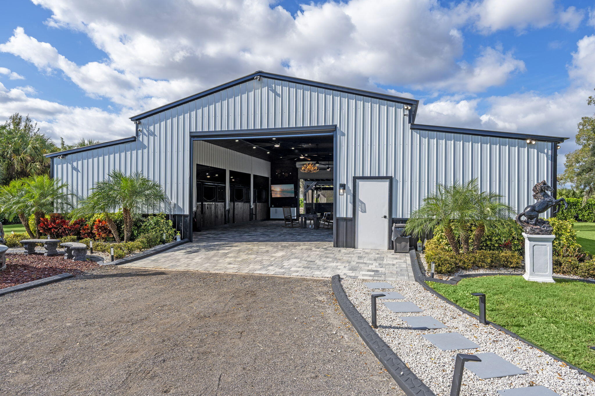 METES AND BOUNDS - Residential