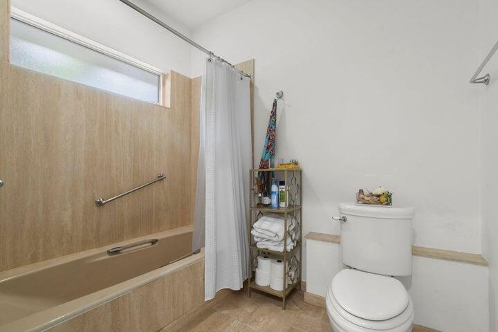 NORTH SHORE TERRACE 3 - Residential Lease