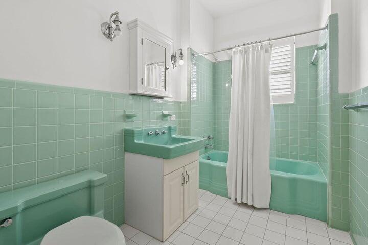 NORTH SHORE TERRACE 3 - Residential Lease