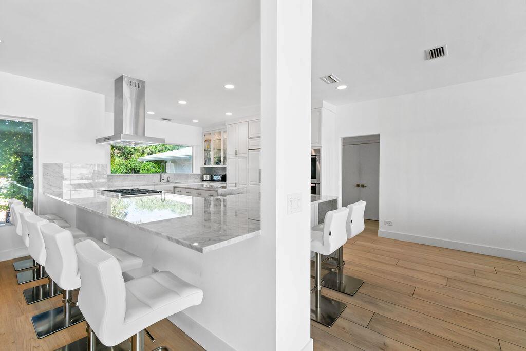 NORTH SHORE TERRACE 3 - Residential Lease