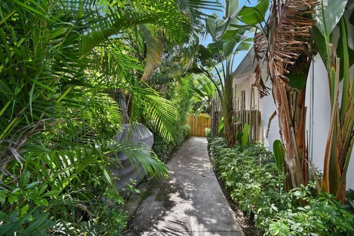 NORTH SHORE TERRACE 3 - Residential Lease