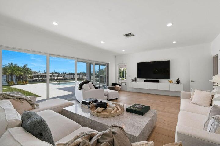 NORTH SHORE TERRACE 3 - Residential Lease