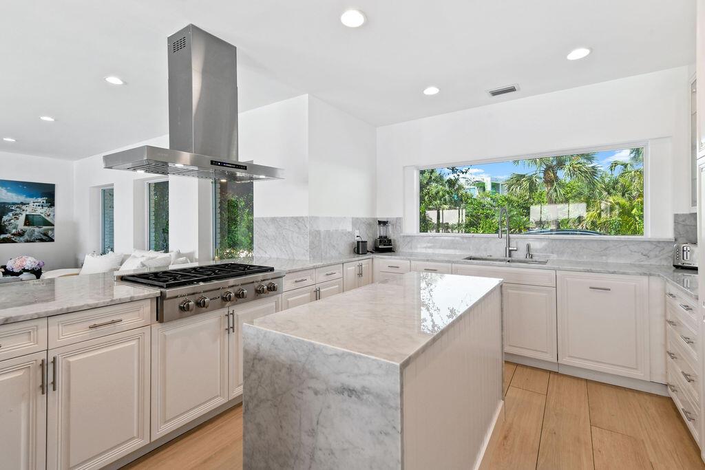 NORTH SHORE TERRACE 3 - Residential Lease