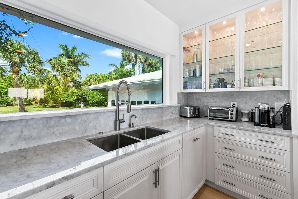 NORTH SHORE TERRACE 3 - Residential Lease